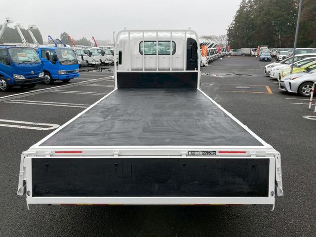 エルフトラック 　４．５５ｔ積・平ボディ・ロング・ワイド・高床・ＡＴ車・ＥＴＣ・電格ミラー・バックカメラ・ナビＴＶ・車線逸脱警報装置・衝突軽減ブレーキ（15枚目）