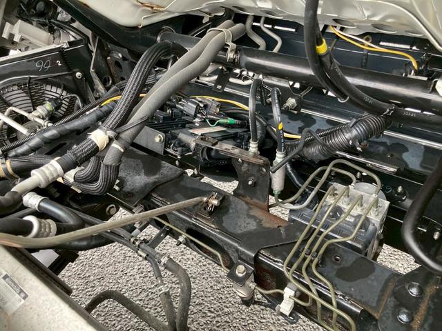 エルフトラック 　４．５５ｔ積・平ボディ・ロング・ワイド・高床・ＡＴ車・ＥＴＣ・電格ミラー・バックカメラ・ナビＴＶ・車線逸脱警報装置・衝突軽減ブレーキ（33枚目）