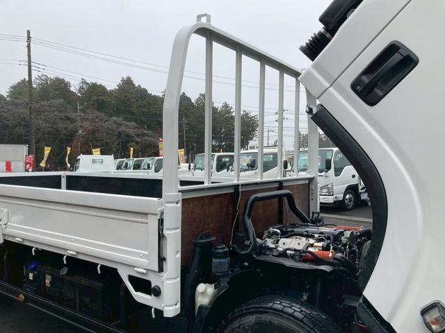 エルフトラック 　４．５５ｔ積・平ボディ・ロング・ワイド・高床・ＡＴ車・ＥＴＣ・電格ミラー・バックカメラ・ナビＴＶ・車線逸脱警報装置・衝突軽減ブレーキ（36枚目）