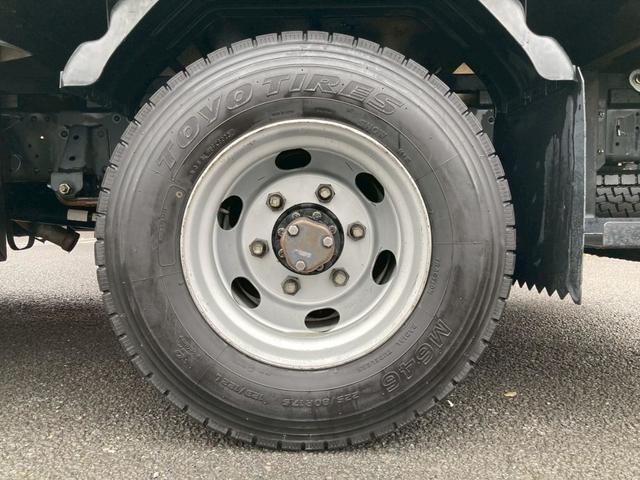 エルフトラック 　４．５５ｔ積・平ボディ・ロング・ワイド・高床・ＡＴ車・ＥＴＣ・電格ミラー・バックカメラ・ナビＴＶ・車線逸脱警報装置・衝突軽減ブレーキ（69枚目）