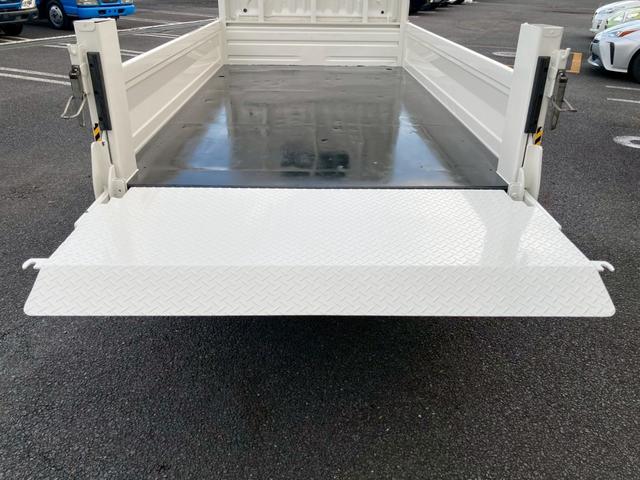 トヨエース 　平ボディ・低床・垂直ゲート・ＭＴ５・３．５ｔ未満・ＥＴＣ（22枚目）