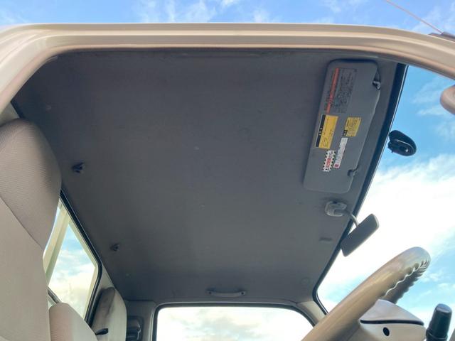 トヨエース 　平ボディ・低床・垂直ゲート・ＭＴ５・３．５ｔ未満・ＥＴＣ（68枚目）