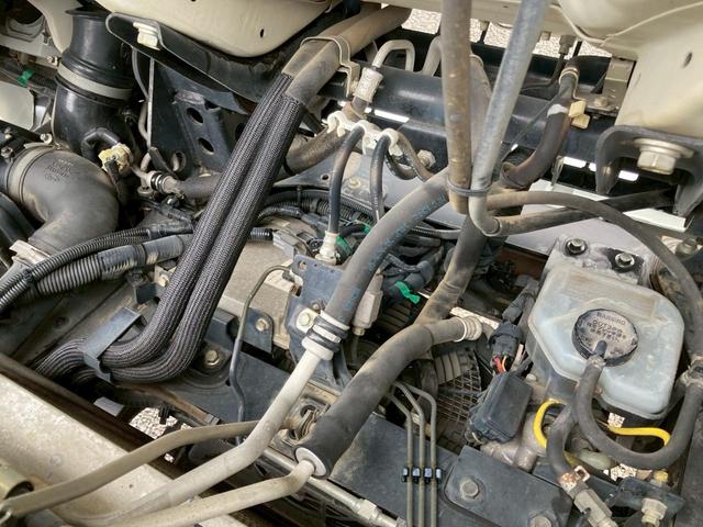 エルフトラック 　３ｔ積・３段クレーン・セミロング・全低床・ＡＴ車・ＥＴＣ（41枚目）