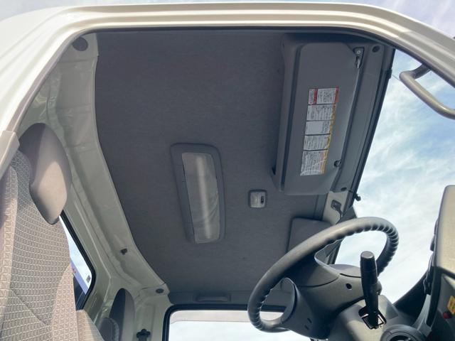 エルフトラック 　３ｔ積・車両運搬車・超ロング・ワイド・全低床・ＭＴ６・ＥＴＣ・電格ミラー・ナビＴＶ（68枚目）