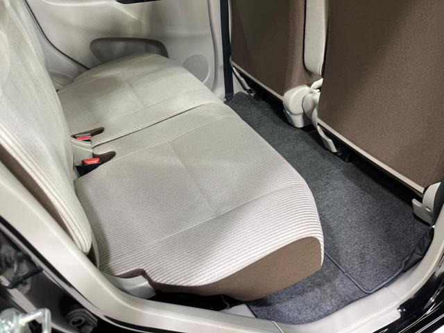 J 純正オーディオ エマージェンシーブレーキ 禁煙車 CD再生 ベンチシート 横滑り防止装置 アイボリーインテリア 盗難防止装置 プライバシーガラス トラクションコントロール(29枚目)