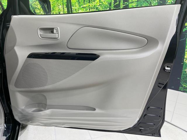 J 純正オーディオ エマージェンシーブレーキ 禁煙車 CD再生 ベンチシート 横滑り防止装置 アイボリーインテリア 盗難防止装置 プライバシーガラス トラクションコントロール(34枚目)