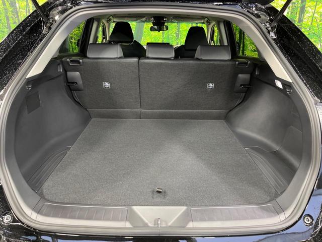 S 登録済未使用車 セーフティセンス 8型ディスプレイオーディオ LEDヘッド フルセグ 純正17インチアルミホイール バックカメラ オートライト デュアルオートエアコン Bluetooth再生 ETC(38枚目)