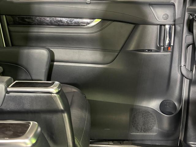 2.5S Cパッケージ BIG-X11型ナビ 12型フリップダウンモニター シートベンチレーション セーフティーセンス LEDヘッド パワーバックドア パワーオットマン ウッドコンビ 純正18インチAW ステアリングヒーター(43枚目)