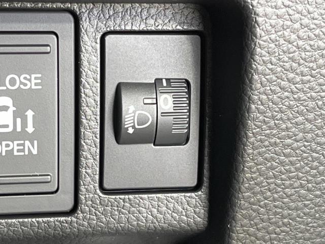 ステップワゴン スパーダ　登録済未使用車　現行モデル　両側電動スライドドア　ホンダセンシング　アダプティブクルーズコントロール　シートヒーター　ハーフレザーシート　ＬＥＤヘッド・フォグ　パワーバックドア　オットマン（26枚目）