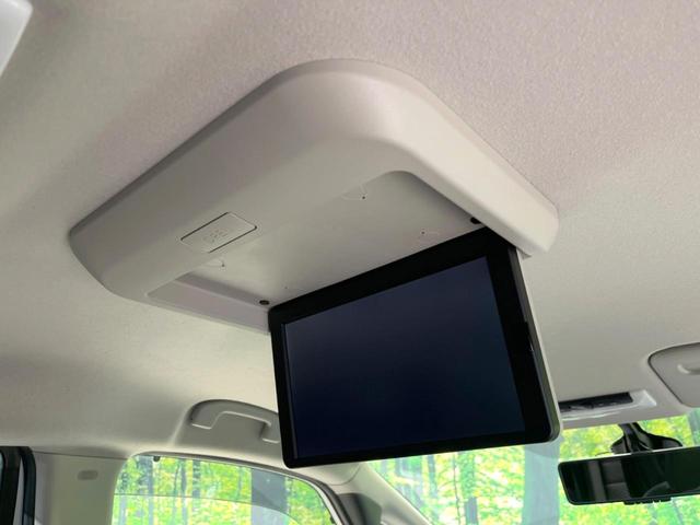 セレナ e-パワー ハイウェイスターV 10型ナビ 後席モニター エアロ 両側電動ドア 全周囲カメラ 衝突被害軽減 レーダークルーズ 禁煙車 ドラレコ コーナーセンサー スマートキー LEDヘッドライト ビルトインETC オートハイビーム(3枚目)