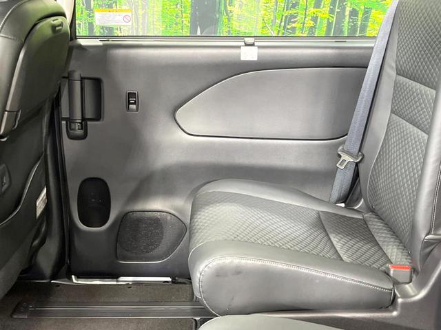 セレナ e-パワー ハイウェイスターV 10型ナビ 後席モニター エアロ 両側電動ドア 全周囲カメラ 衝突被害軽減 レーダークルーズ 禁煙車 ドラレコ コーナーセンサー スマートキー LEDヘッドライト ビルトインETC オートハイビーム(54枚目)