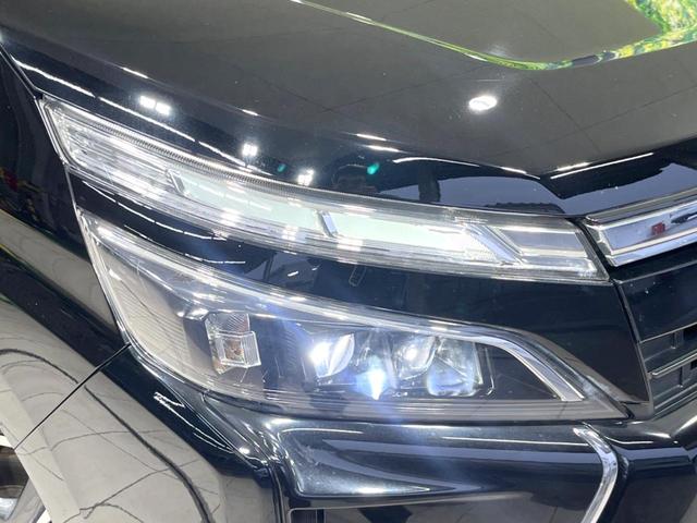 ヴォクシー ZS 煌II フリップダウンモニター 純正9型ナビ 衝突軽減装置 両側電動スライドドア バックカメラ Bluetooth ETC ドライブレコーダー クルーズコントロール LEDヘッドライト LEDフォグライト(14枚目)