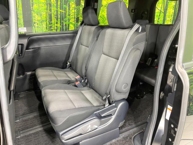 ヴォクシー ZS 煌II フリップダウンモニター 純正9型ナビ 衝突軽減装置 両側電動スライドドア バックカメラ Bluetooth ETC ドライブレコーダー クルーズコントロール LEDヘッドライト LEDフォグライト(30枚目)