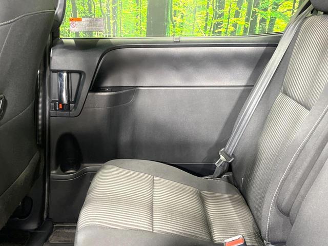 ヴォクシー ZS 煌II フリップダウンモニター 純正9型ナビ 衝突軽減装置 両側電動スライドドア バックカメラ Bluetooth ETC ドライブレコーダー クルーズコントロール LEDヘッドライト LEDフォグライト(36枚目)