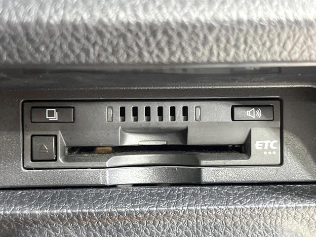 ヴォクシー ZS 煌II フリップダウンモニター 純正9型ナビ 衝突軽減装置 両側電動スライドドア バックカメラ Bluetooth ETC ドライブレコーダー クルーズコントロール LEDヘッドライト LEDフォグライト(51枚目)