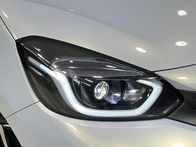 フィット e:HEV RS HondaCONNECT9型ナビ 専用デザイン16インチAW 減速セレクター ホンダセンシング バックカメラ ETC2.0 本革巻セレクトレバー フルLEDヘッドライト LEDルームランプ(12枚目)