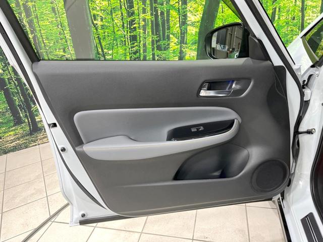 フィット e:HEV RS HondaCONNECT9型ナビ 専用デザイン16インチAW 減速セレクター ホンダセンシング バックカメラ ETC2.0 本革巻セレクトレバー フルLEDヘッドライト LEDルームランプ(43枚目)