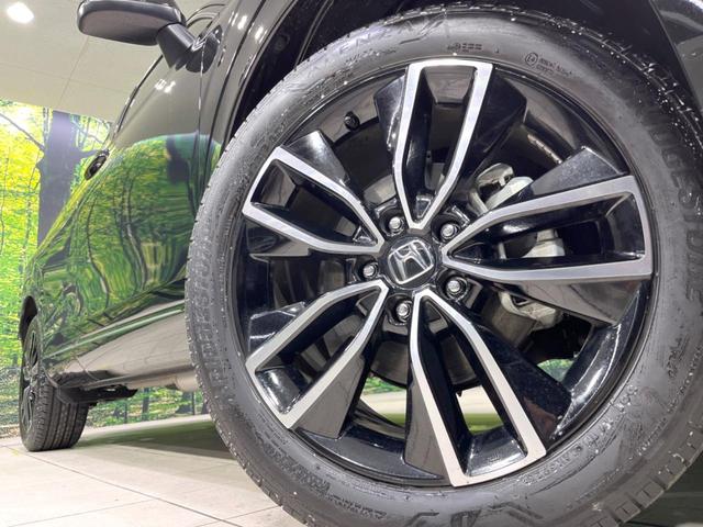 ヴェゼル ｅ：ＨＥＶ　Ｚ　ホンダセンシング　禁煙車　アダプティブコントロール　電動リアゲート　寒冷地仕様　ディスプレイオーディオ　バックカメラ　Ｂｌｕｅｔｏｏｔｈ　ＥＴＣ　シートヒーター　ＬＥＤヘッド　デュアルエアコン（13枚目）