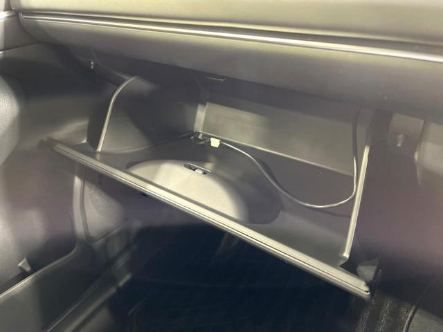 ヴェゼル ｅ：ＨＥＶ　Ｚ　ホンダセンシング　禁煙車　アダプティブコントロール　電動リアゲート　寒冷地仕様　ディスプレイオーディオ　バックカメラ　Ｂｌｕｅｔｏｏｔｈ　ＥＴＣ　シートヒーター　ＬＥＤヘッド　デュアルエアコン（73枚目）