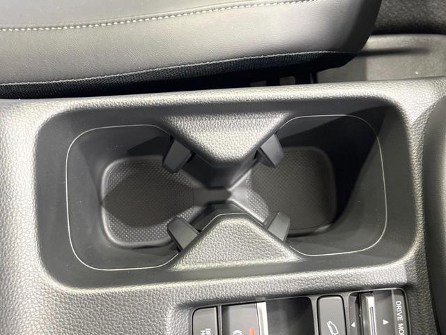 ヴェゼル ｅ：ＨＥＶ　Ｚ　ホンダセンシング　禁煙車　アダプティブコントロール　電動リアゲート　寒冷地仕様　ディスプレイオーディオ　バックカメラ　Ｂｌｕｅｔｏｏｔｈ　ＥＴＣ　シートヒーター　ＬＥＤヘッド　デュアルエアコン（74枚目）