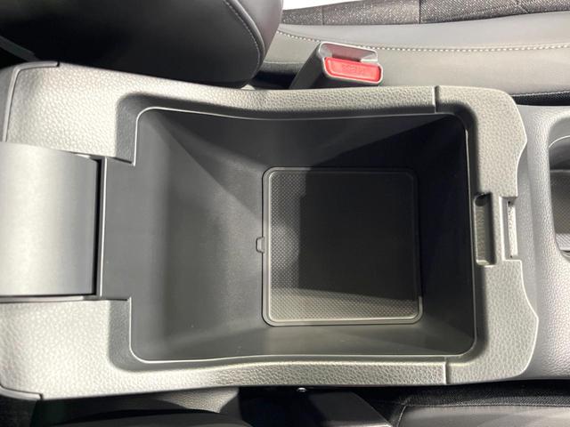 ヴェゼル ｅ：ＨＥＶ　Ｚ　ホンダセンシング　禁煙車　アダプティブコントロール　電動リアゲート　寒冷地仕様　ディスプレイオーディオ　バックカメラ　Ｂｌｕｅｔｏｏｔｈ　ＥＴＣ　シートヒーター　ＬＥＤヘッド　デュアルエアコン（75枚目）