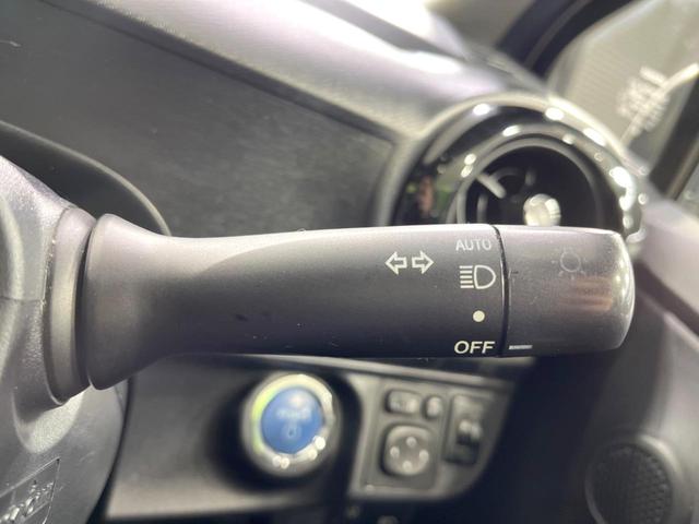 アクア S SDナビ バックカメラ 衝突被害軽減システム シートヒーター 禁煙車 ドラレコ LEDヘッド ETC コーナーセンサー スマートキー オートハイビーム 車線逸脱警報 オートライト オートエアコン(51枚目)