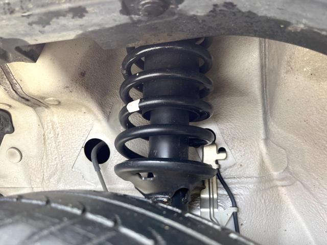 モコ E 禁煙車 ETC オートエアコン キーレス CD再生 電動格納ミラー レベライザー フォグランプ ドアバイザー パワーウィンドウ 盗難防止システム トラクションコントロール プライバシーガラス(19枚目)