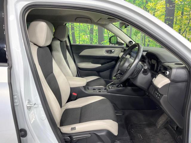 ヴェゼル ｅ：ＨＥＶ　Ｚ　純正９インチナビ　ホンダセンシング　全周囲カメラ　アダプティブクルーズコントロール　ＢＳＭ　電動リアゲート　置くだけ充電　寒冷地仕様　Ｂｌｕｅｔｏｏｔｈ　ＥＴＣ　シートヒーター　ＬＥＤヘッドライト（8枚目）