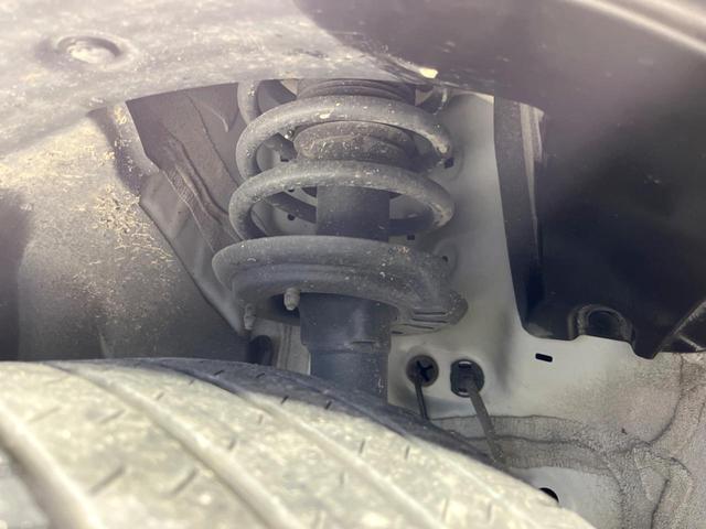 ヴェゼル ｅ：ＨＥＶ　Ｚ　純正９インチナビ　ホンダセンシング　全周囲カメラ　アダプティブクルーズコントロール　ＢＳＭ　電動リアゲート　置くだけ充電　寒冷地仕様　Ｂｌｕｅｔｏｏｔｈ　ＥＴＣ　シートヒーター　ＬＥＤヘッドライト（21枚目）