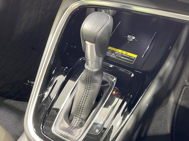ヴェゼル ｅ：ＨＥＶ　Ｚ　純正９インチナビ　ホンダセンシング　全周囲カメラ　アダプティブクルーズコントロール　ＢＳＭ　電動リアゲート　置くだけ充電　寒冷地仕様　Ｂｌｕｅｔｏｏｔｈ　ＥＴＣ　シートヒーター　ＬＥＤヘッドライト（24枚目）