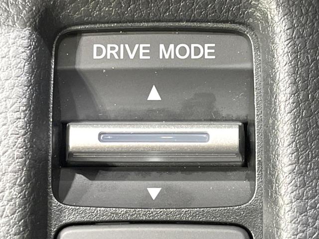 ヴェゼル ｅ：ＨＥＶ　Ｚ　純正９インチナビ　ホンダセンシング　全周囲カメラ　アダプティブクルーズコントロール　ＢＳＭ　電動リアゲート　置くだけ充電　寒冷地仕様　Ｂｌｕｅｔｏｏｔｈ　ＥＴＣ　シートヒーター　ＬＥＤヘッドライト（26枚目）