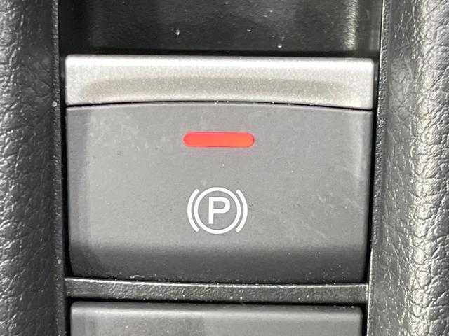 ヴェゼル ｅ：ＨＥＶ　Ｚ　純正９インチナビ　ホンダセンシング　全周囲カメラ　アダプティブクルーズコントロール　ＢＳＭ　電動リアゲート　置くだけ充電　寒冷地仕様　Ｂｌｕｅｔｏｏｔｈ　ＥＴＣ　シートヒーター　ＬＥＤヘッドライト（27枚目）