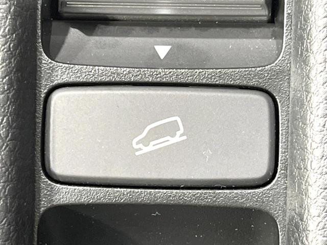 ヴェゼル ｅ：ＨＥＶ　Ｚ　純正９インチナビ　ホンダセンシング　全周囲カメラ　アダプティブクルーズコントロール　ＢＳＭ　電動リアゲート　置くだけ充電　寒冷地仕様　Ｂｌｕｅｔｏｏｔｈ　ＥＴＣ　シートヒーター　ＬＥＤヘッドライト（29枚目）