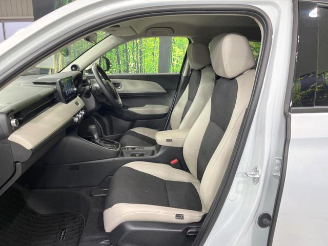 ヴェゼル ｅ：ＨＥＶ　Ｚ　純正９インチナビ　ホンダセンシング　全周囲カメラ　アダプティブクルーズコントロール　ＢＳＭ　電動リアゲート　置くだけ充電　寒冷地仕様　Ｂｌｕｅｔｏｏｔｈ　ＥＴＣ　シートヒーター　ＬＥＤヘッドライト（33枚目）