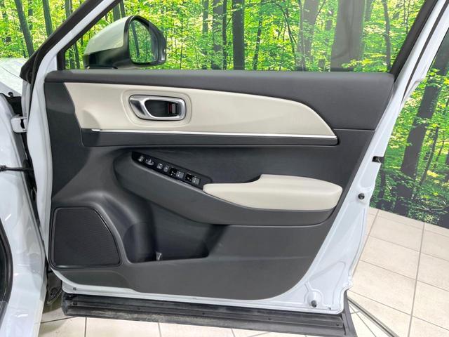 ヴェゼル ｅ：ＨＥＶ　Ｚ　純正９インチナビ　ホンダセンシング　全周囲カメラ　アダプティブクルーズコントロール　ＢＳＭ　電動リアゲート　置くだけ充電　寒冷地仕様　Ｂｌｕｅｔｏｏｔｈ　ＥＴＣ　シートヒーター　ＬＥＤヘッドライト（41枚目）