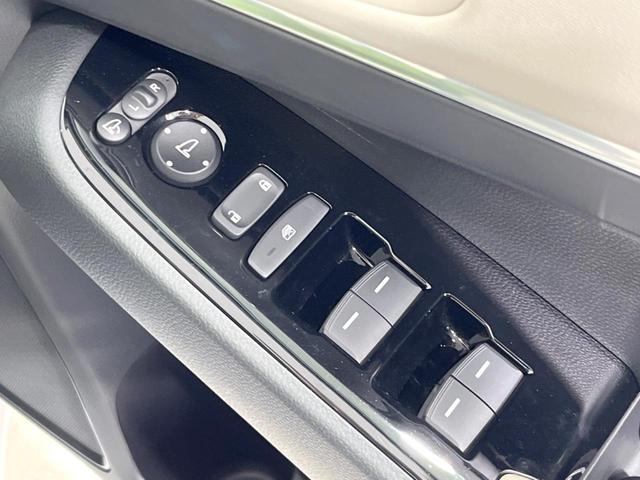 ヴェゼル ｅ：ＨＥＶ　Ｚ　純正９インチナビ　ホンダセンシング　全周囲カメラ　アダプティブクルーズコントロール　ＢＳＭ　電動リアゲート　置くだけ充電　寒冷地仕様　Ｂｌｕｅｔｏｏｔｈ　ＥＴＣ　シートヒーター　ＬＥＤヘッドライト（45枚目）