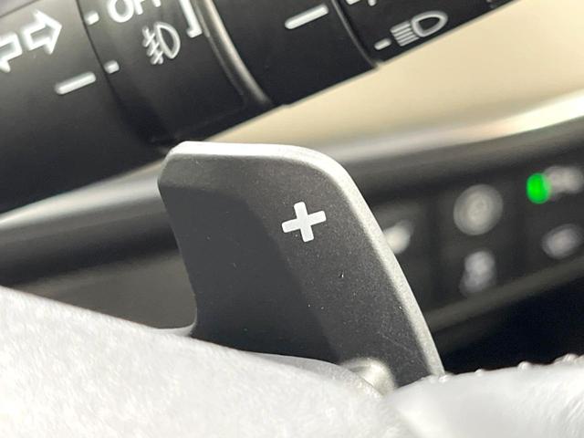 ヴェゼル ｅ：ＨＥＶ　Ｚ　純正９インチナビ　ホンダセンシング　全周囲カメラ　アダプティブクルーズコントロール　ＢＳＭ　電動リアゲート　置くだけ充電　寒冷地仕様　Ｂｌｕｅｔｏｏｔｈ　ＥＴＣ　シートヒーター　ＬＥＤヘッドライト（61枚目）