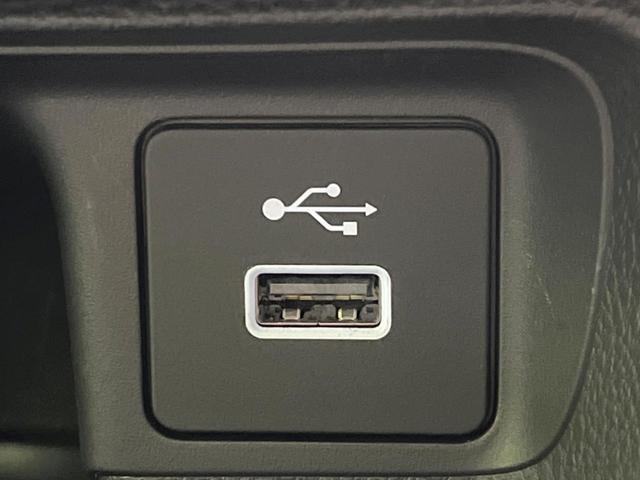 ヴェゼル ｅ：ＨＥＶ　Ｚ　純正９インチナビ　ホンダセンシング　全周囲カメラ　アダプティブクルーズコントロール　ＢＳＭ　電動リアゲート　置くだけ充電　寒冷地仕様　Ｂｌｕｅｔｏｏｔｈ　ＥＴＣ　シートヒーター　ＬＥＤヘッドライト（66枚目）