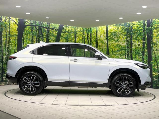 ヴェゼル ｅ：ＨＥＶ　Ｚ　純正９インチナビ　ホンダセンシング　全周囲カメラ　アダプティブクルーズコントロール　ＢＳＭ　電動リアゲート　置くだけ充電　寒冷地仕様　Ｂｌｕｅｔｏｏｔｈ　ＥＴＣ　シートヒーター　ＬＥＤヘッドライト（72枚目）