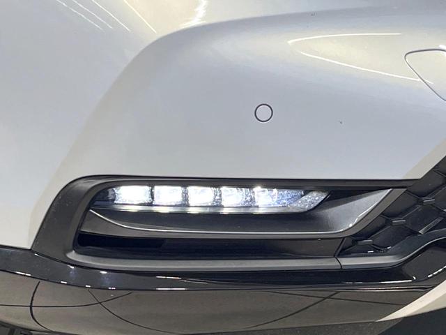 ヴェゼル ｅ：ＨＥＶ　Ｚ　純正９インチナビ　ホンダセンシング　全周囲カメラ　アダプティブクルーズコントロール　ＢＳＭ　電動リアゲート　置くだけ充電　寒冷地仕様　Ｂｌｕｅｔｏｏｔｈ　ＥＴＣ　シートヒーター　ＬＥＤヘッドライト（73枚目）