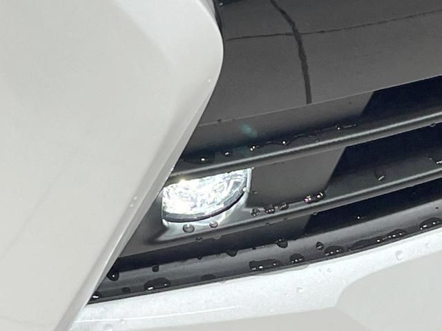 セレナ e-パワー ハイウェイスターV 登録済未使用車 両側電動ドア 純正12.3型ナビ 全周囲カメラ 衝突被害軽減システム プロパイロット ドラレコ コーナーセンサー スマートキー LEDヘッド オートハイビーム フルセグ(29枚目)