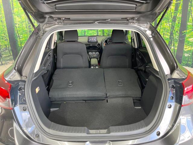 MAZDA2 15S ブラックトーンエディション マツダコネクトナビ 全周囲カメラ レーダークルーズ 禁煙車 LEDヘッド 純正16インチアルミホイール 衝突被害軽減システム コーナーセンサー スマートキー 車線逸脱警報 オートライト オートエアコン(10枚目)