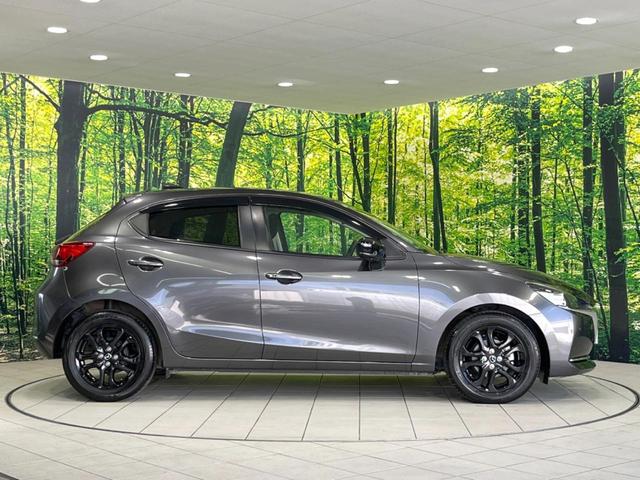 MAZDA2 15S ブラックトーンエディション マツダコネクトナビ 全周囲カメラ レーダークルーズ 禁煙車 LEDヘッド 純正16インチアルミホイール 衝突被害軽減システム コーナーセンサー スマートキー 車線逸脱警報 オートライト オートエアコン(27枚目)