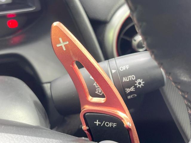 MAZDA2 15S ブラックトーンエディション マツダコネクトナビ 全周囲カメラ レーダークルーズ 禁煙車 LEDヘッド 純正16インチアルミホイール 衝突被害軽減システム コーナーセンサー スマートキー 車線逸脱警報 オートライト オートエアコン(37枚目)