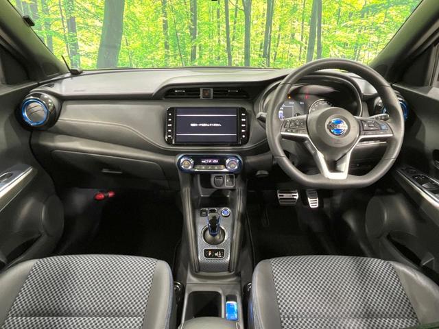 キックス Ｘ　純正９型ナビ　全周囲カメラ　衝突被害軽減システム　ＥＴＣ　プロパイロット　禁煙車　ハーフレザーシート　ドラレコ　デジタルインナーミラー　コーナーセンサー　スマートキー　ＬＥＤヘッド　オートハイビーム（2枚目）