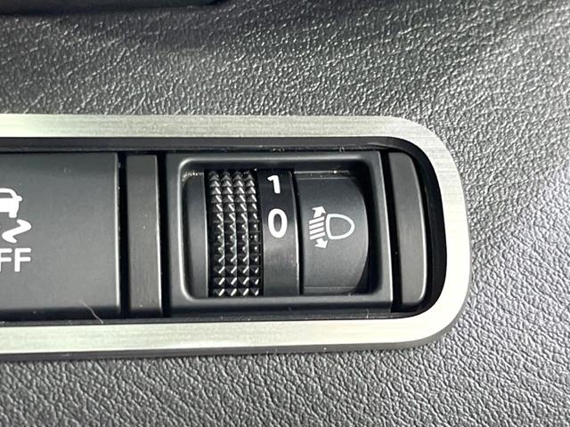 キックス Ｘ　純正９型ナビ　全周囲カメラ　衝突被害軽減システム　ＥＴＣ　プロパイロット　禁煙車　ハーフレザーシート　ドラレコ　デジタルインナーミラー　コーナーセンサー　スマートキー　ＬＥＤヘッド　オートハイビーム（32枚目）