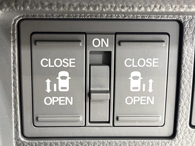 ステップワゴン e:HEVスパーダ 純正11.4インチナビ 両側電動ドア 全周囲カメラ ホンダセンシング 禁煙車 ETC 電動リアゲート ドラレコ 2列目オットマン 前席シートヒーター アダプティブクルーズ コーナーセンサー フルセグ(4枚目)