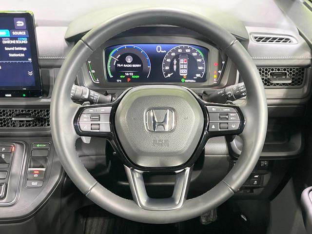 ステップワゴン e:HEVスパーダ 純正11.4インチナビ 両側電動ドア 全周囲カメラ ホンダセンシング 禁煙車 ETC 電動リアゲート ドラレコ 2列目オットマン 前席シートヒーター アダプティブクルーズ コーナーセンサー フルセグ(12枚目)
