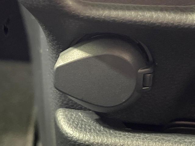 ヴォクシー ハイブリッドS-G 純正10型ナビ 両側電動ドア バックカメラ 衝突被害軽減システム レーダークルーズ 禁煙車 コーナーセンサー スマートキー LEDヘッド ビルトインETC オートハイビーム 車線逸脱警報(45枚目)