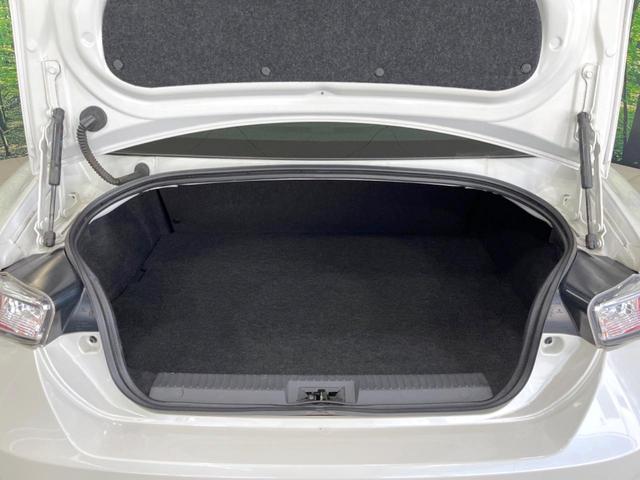 86 GT 純正ナビ バックカメラ 禁煙車 コーナーセンサー スマートキー HIDヘッドライト ETC オートライト デュアルエアコン 純正17インチアルミ Bluetooth CD DVD再生 フルセグ(10枚目)